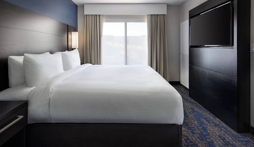 Suite, 1 Bedroom, Non Smoking (Mobility Accessible, Tub)