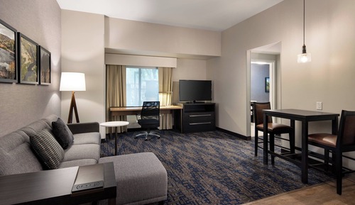 Suite, 1 Bedroom (Hearing Accessible)