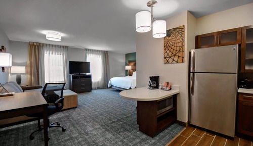 Studio Suite, 1 King Bed, Accessible, Kitchen (Communication, Mobility Tub)