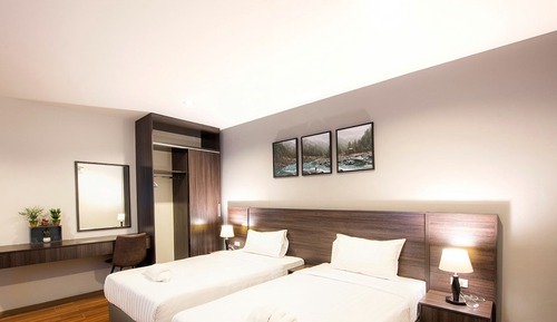 Standard Twin Room