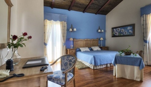 Superior Double Room (3 people)