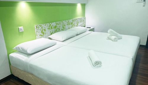 Standard Twin Room