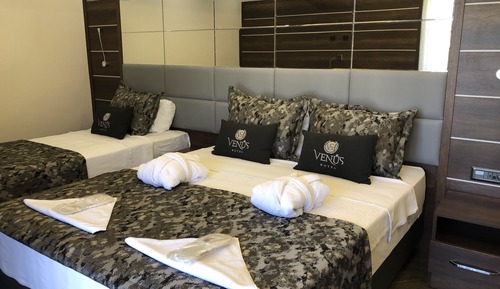 Standard Room, Multiple Beds