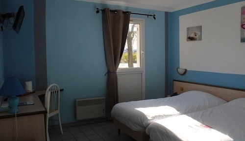 Standard Room, 2 Twin Beds