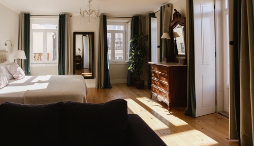 Suite, Park View