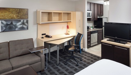 Studio, 1 King Bed with Sofa bed (Hearing Accessible)