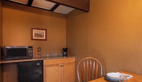 Lift Line Lodge Suites