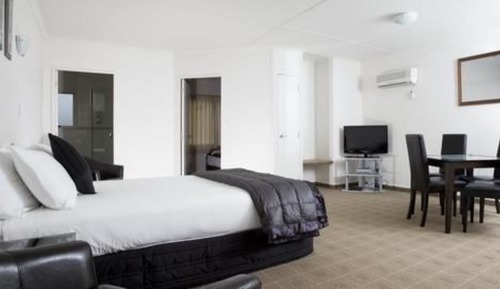 One bedroom Apartment - Jetted tub