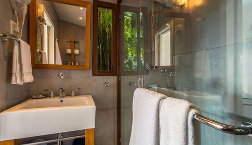 Deluxe Room, 1 Queen Bed, Ocean View