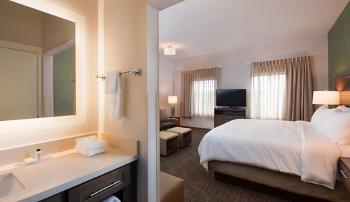Studio Suite, 1 King Bed, Accessible, Non Smoking (Kitchen, Comm, Access, Tub)
