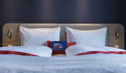 Standard Room, 1 Queen Bed with Sofa bed