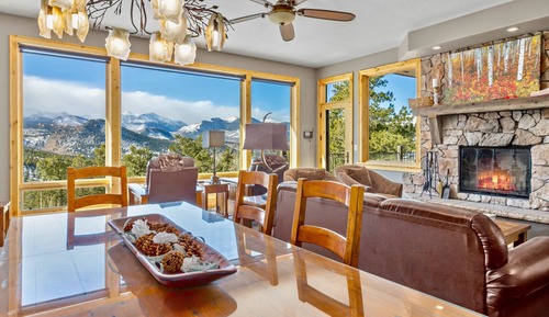 Condo, 3 Bedrooms