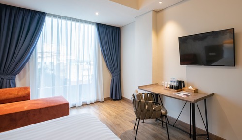 Junior Double Room, 1 Double Bed, City View
