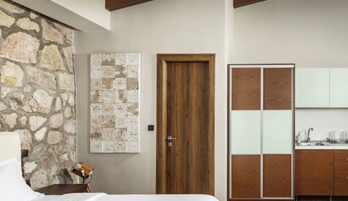 Traditional Suite, Garden View (Stone Suite)