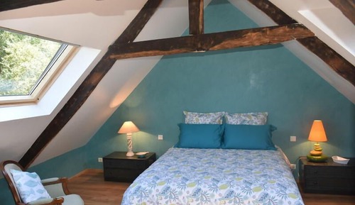 Double or Twin Room, Shared Bathroom (Bretagne)