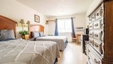 Deluxe Room, 2 Queen Beds, Mountain View