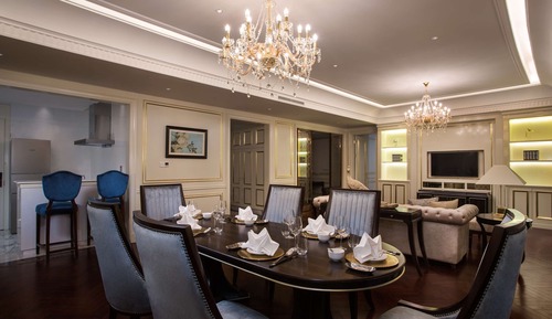 Executive Suite