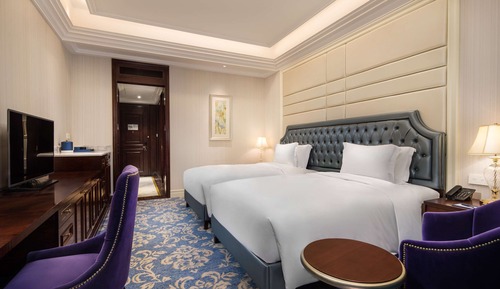 Deluxe Room, Balcony