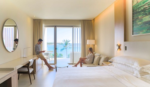 Junior Suite Ocean Front Premium Level