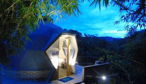 Romantic Studio Suite, 1 King Bed, Hot Tub, River View