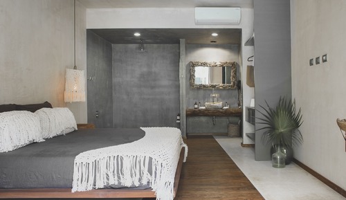 Superior Double Room, 1 King Bed, Pool View