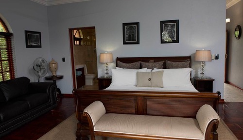 Deluxe Suites