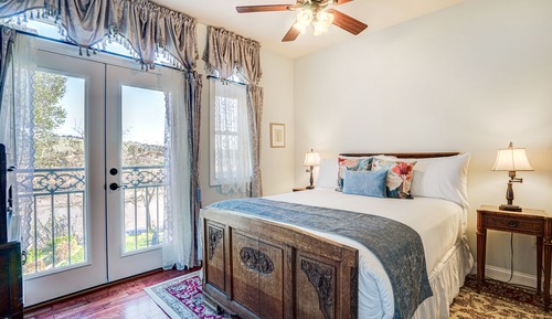 Mount St. Helena Suite