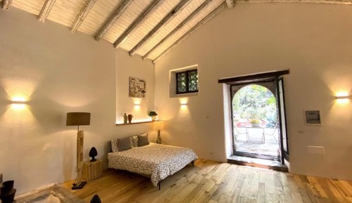 Junior Room