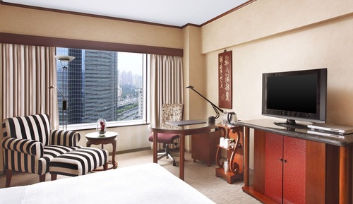 Premier Queen Room 