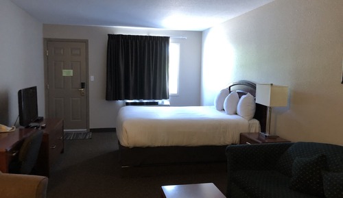Suite, 1 Queen Bed