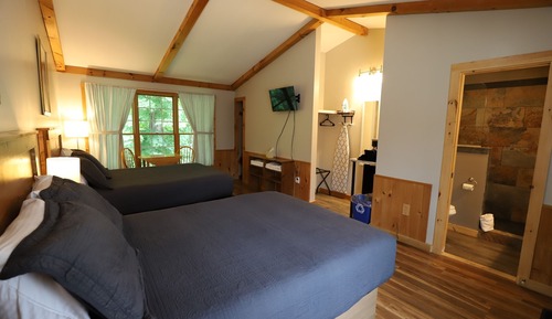 Cabin, 2 Queen Beds