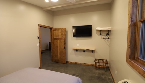 Deluxe Chalet, 2 Queen Beds, Lake View