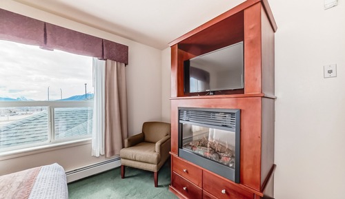 Suite, 1 Queen Bed with Sofa bed