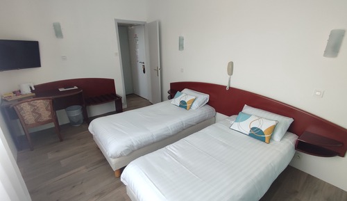 Standard Twin Room, 2 Twin Beds, Courtyard View