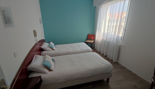 Standard Double or Twin Room, 1 Queen Bed, Courtyard View