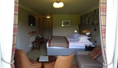 Deluxe Double or Twin Room
