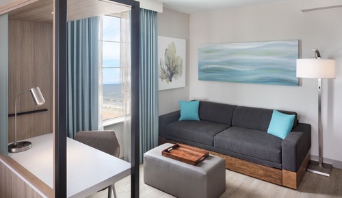 Suite, 1 King Bed with Sofa bed, Partial Ocean View
