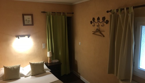 Economy Double Room Single Use, Shared Bathroom (Shared Toilets)
