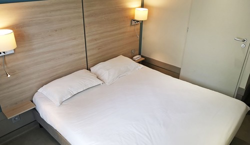 Small Double Room (12m²)