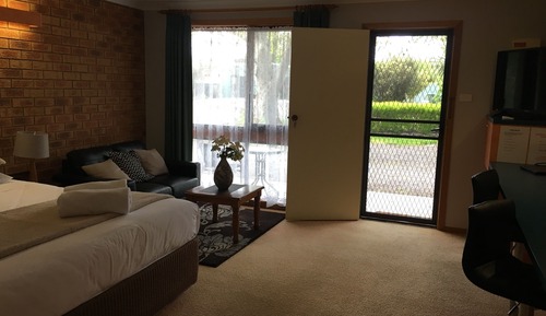 King Spa Room