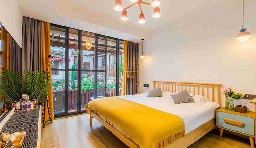 Classic Double Room, Garden View