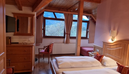 Deluxe Triple Room, Balcony, Mountain View