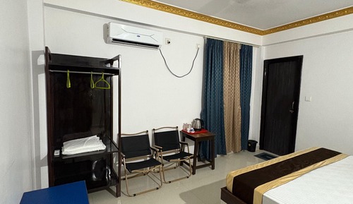 Deluxe Room, City View