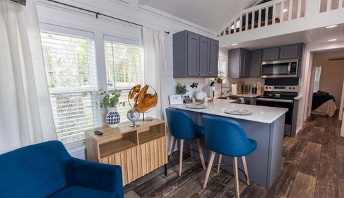 House, Multiple Beds, Patio (109 PGL)