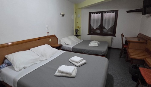 Standard Quadruple Room, Mountain View