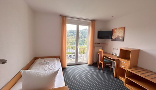 Standard Single Room