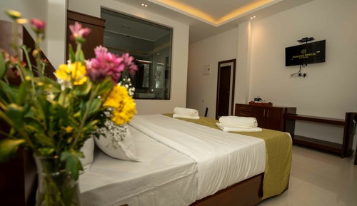 Deluxe Double or Twin Room, Balcony, Garden View
