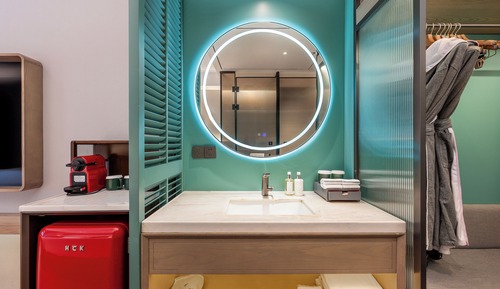 Premium Room, 1 King Bed, City View