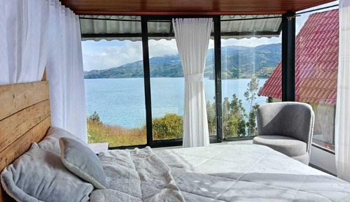 Classic Double Room, Lake View
