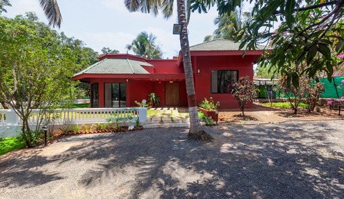 Villa, Smoking
